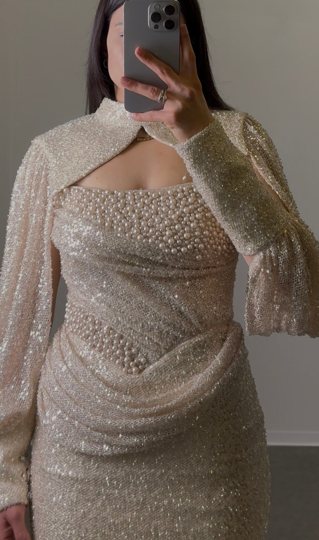 Maxikleid mit abnehmbarem Cape