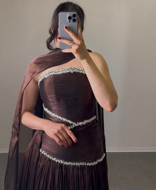 Off-Shoulder Kleid mit Schal