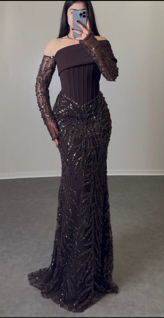 One-Shoulder Kleid mit Perlendetails