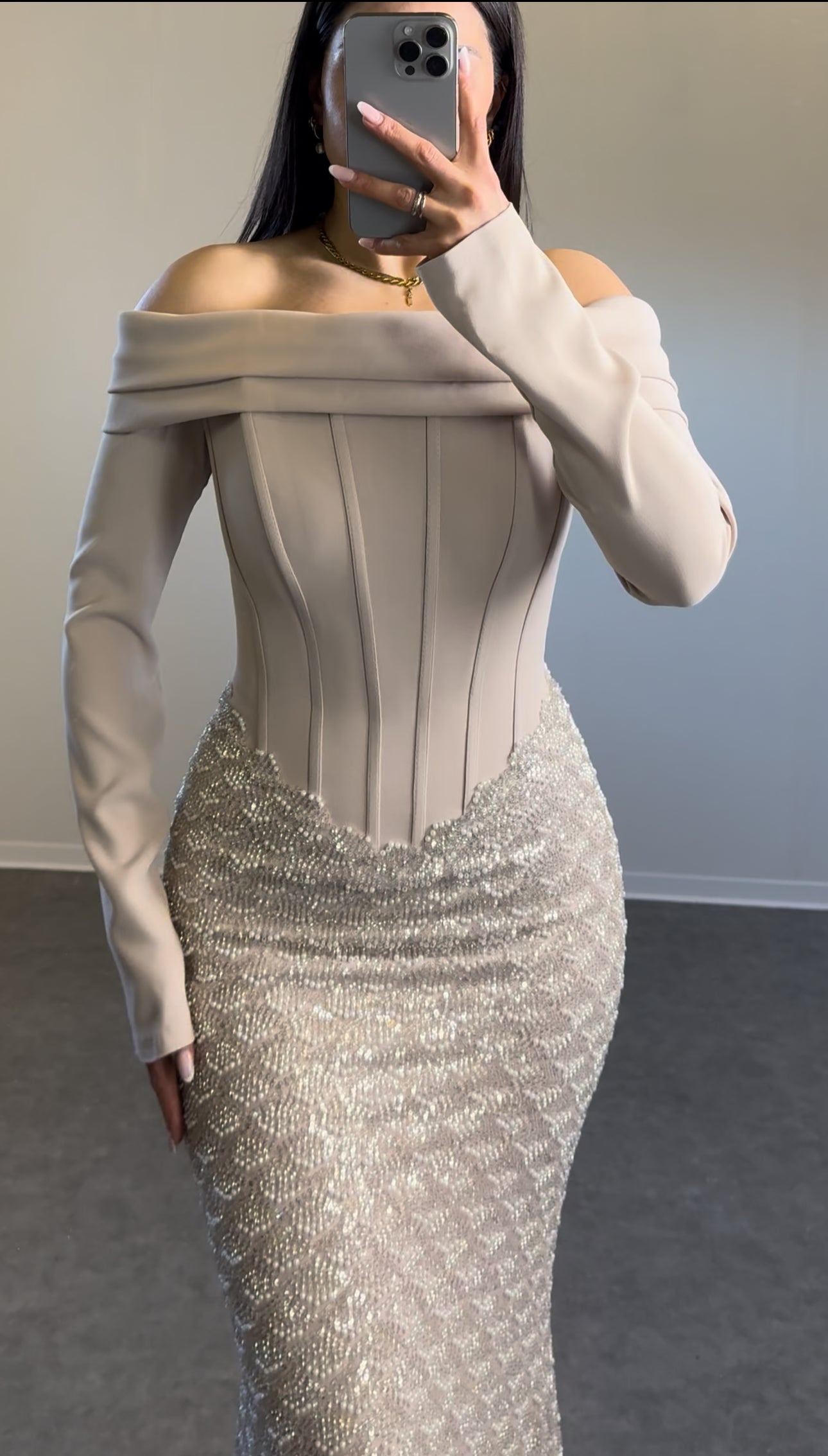 Off-Shoulder Maxikleid