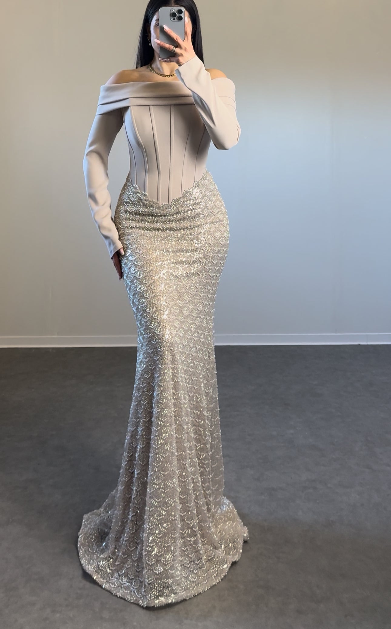 Off-Shoulder Maxikleid