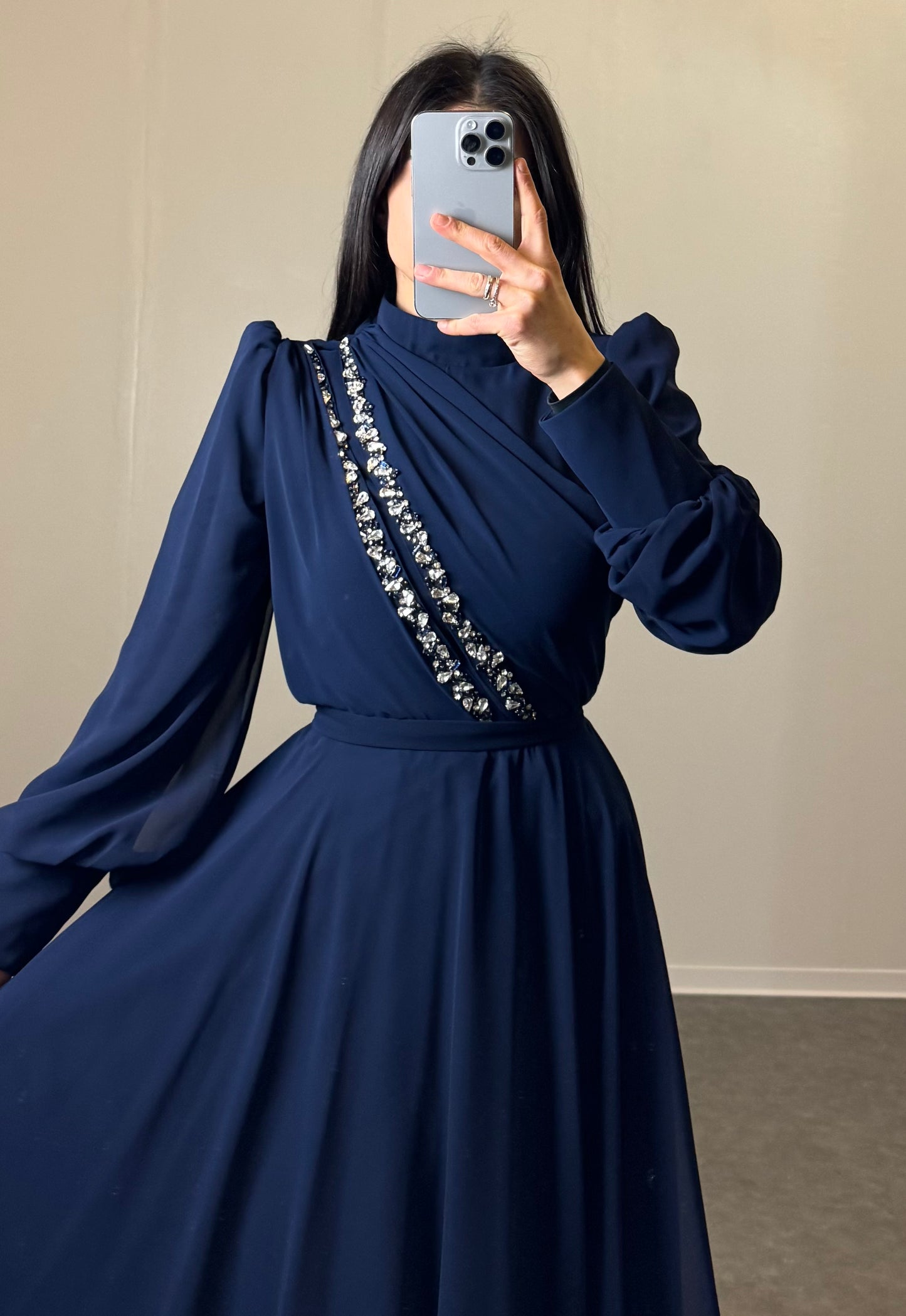 Maxikleid mit Steinchen
