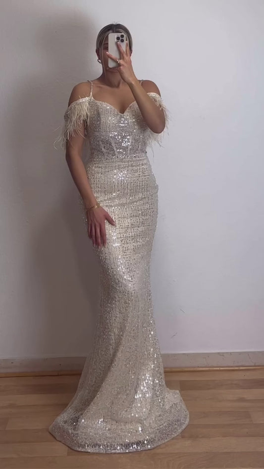 Off-Shoulder Maxikleid