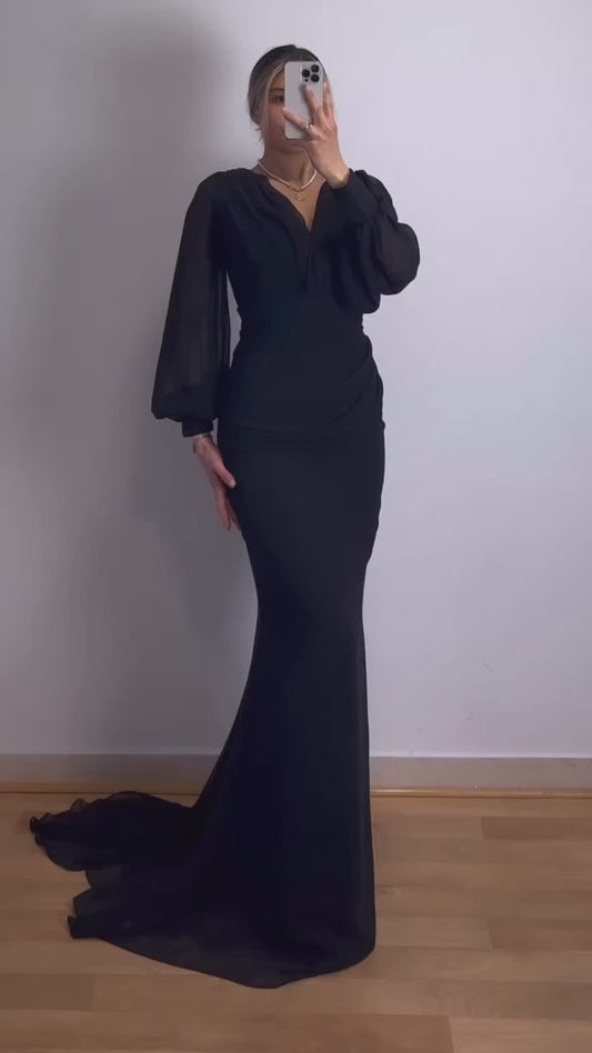 Figurbetontes Langarmkleid