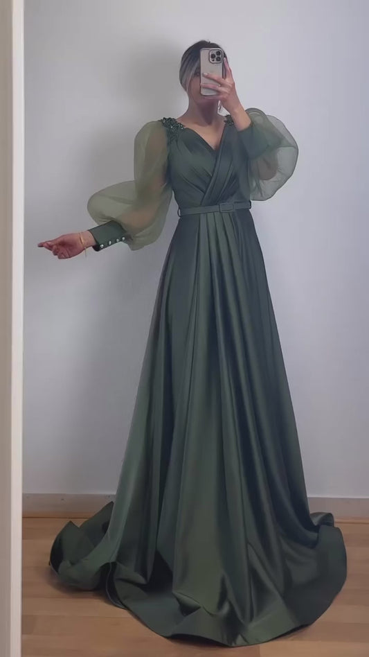 Maxikleid mit Ballonärmeln