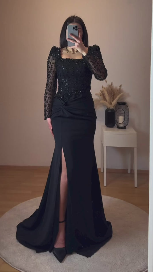 Maxikleid mit Perlendetails
