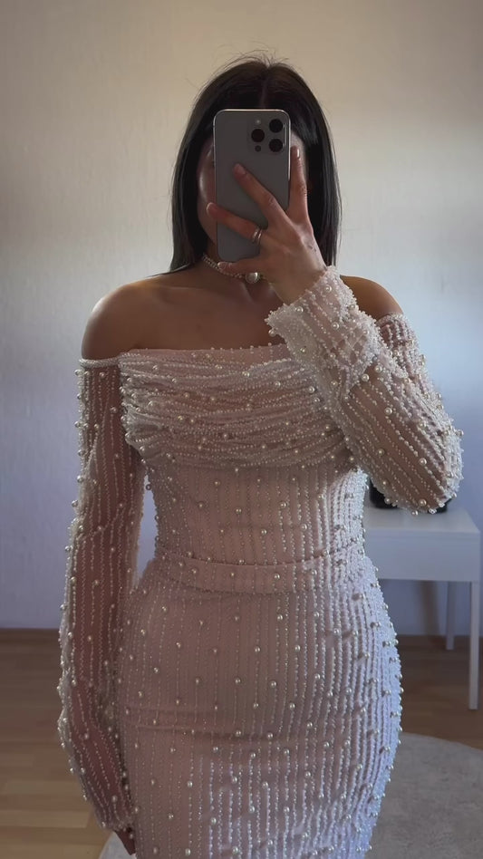 Offshoulder Kleid mit Perlen