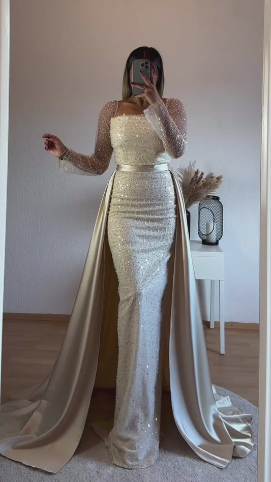 Maxikleid mit abnehmbarer Schleppe